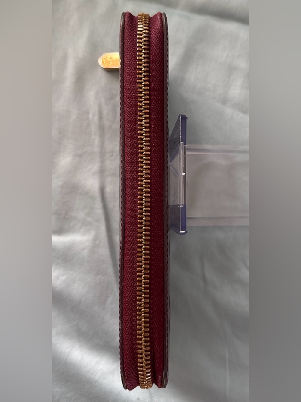 Louis Vuitton Vernis Zip Around Wallet in Burgundy, Comes With COA. - Picture 4 of 16